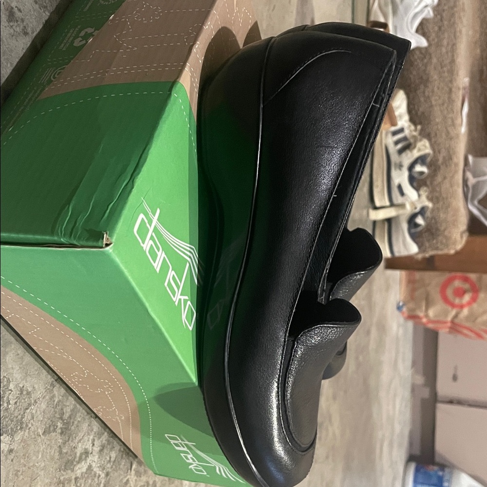 Dansko Women's Classic Black Flats - Picture 4 of 4